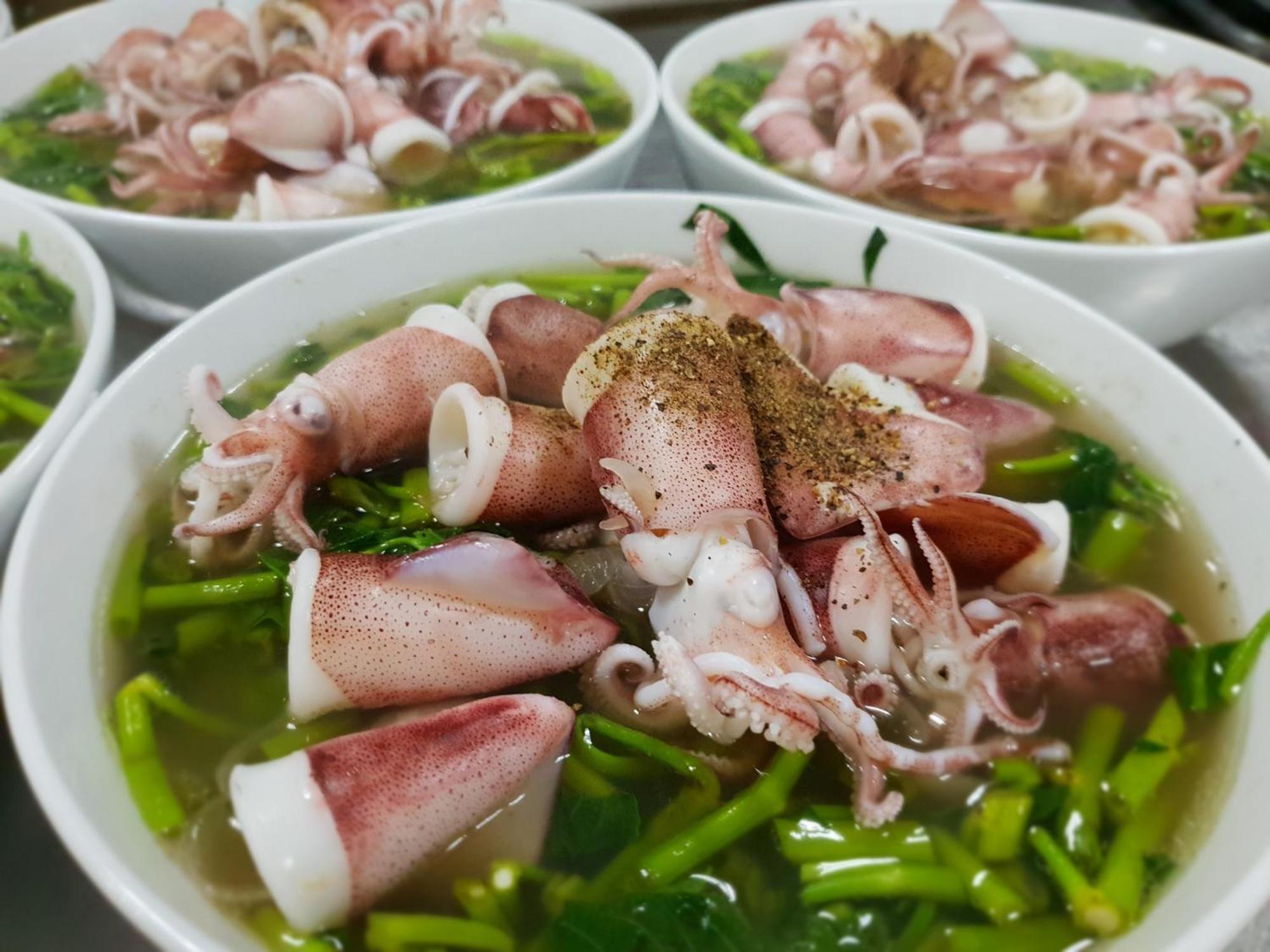 Phu Cuong Beach Hotel Донг Хой Екстериор снимка