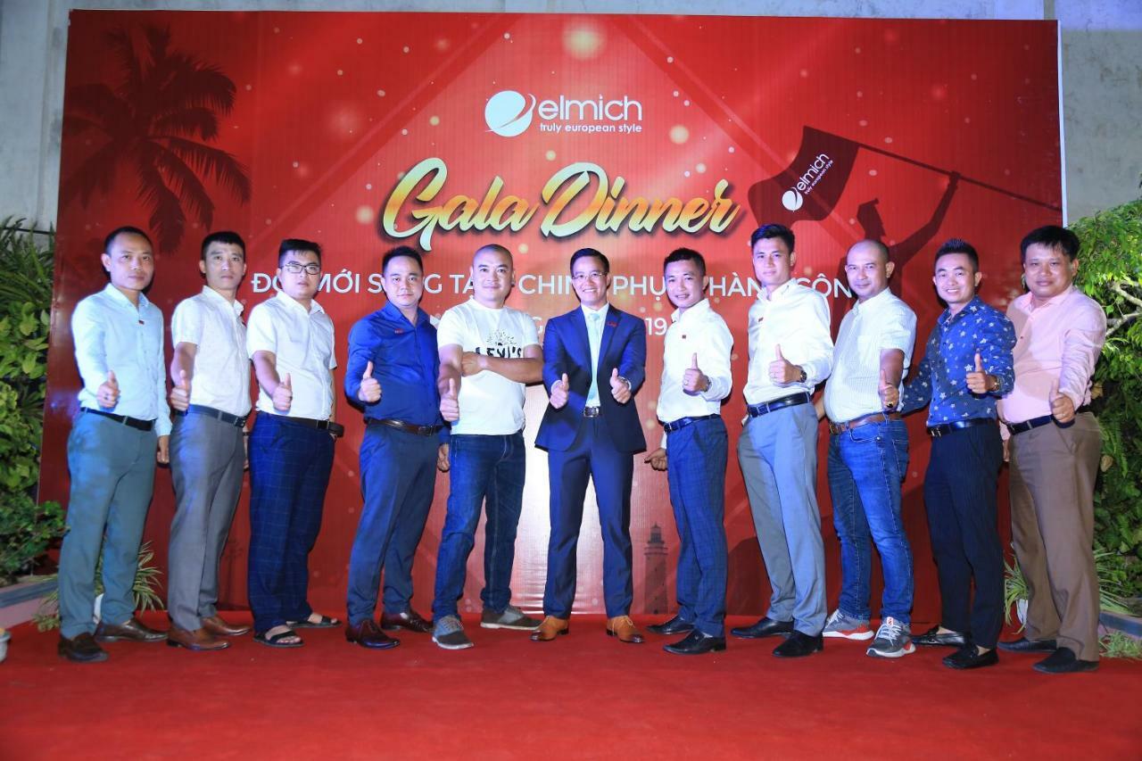 Phu Cuong Beach Hotel Донг Хой Екстериор снимка