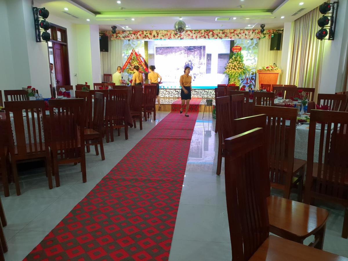 Phu Cuong Beach Hotel Донг Хой Екстериор снимка